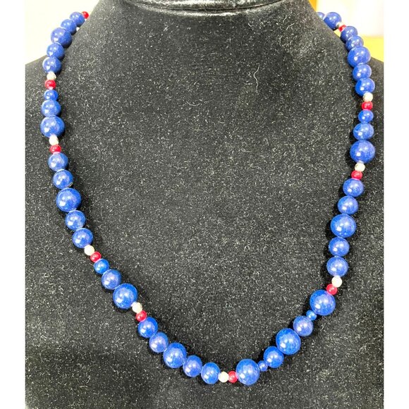 Vintage Red & Blue Beaded Necklace With Artistic Pendant A19 - Picture 6 of 7